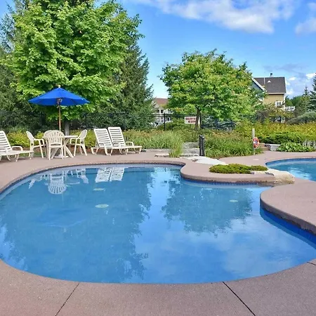 Executive Town Home-Mountain View-Historic Snowbridge Village, Walking Distance To The Resort Collingwood Exterior photo