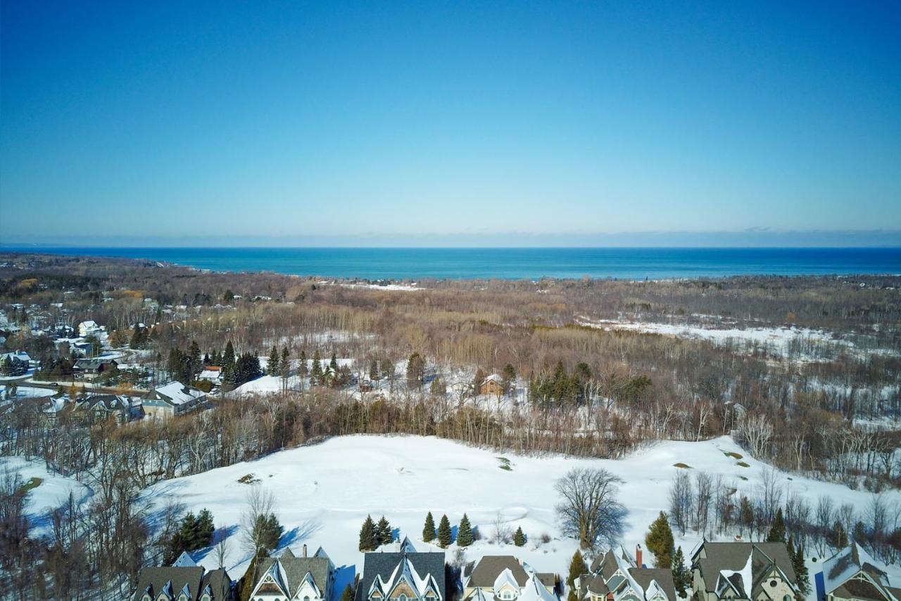 Holiday home Executive Town Home-mountain View-historic Snowbridge Village, Walking Distance To The